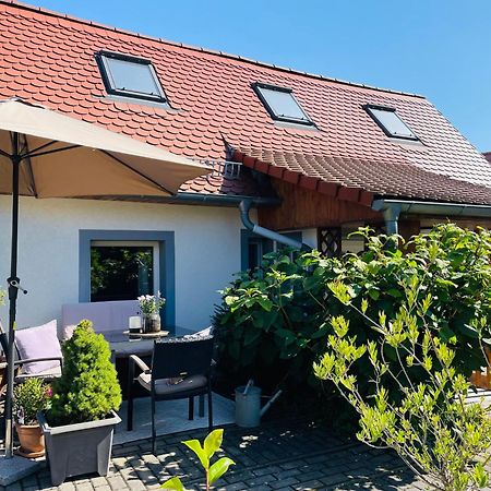 Ferienhaus Neuseenland Grosszossen Luaran gambar